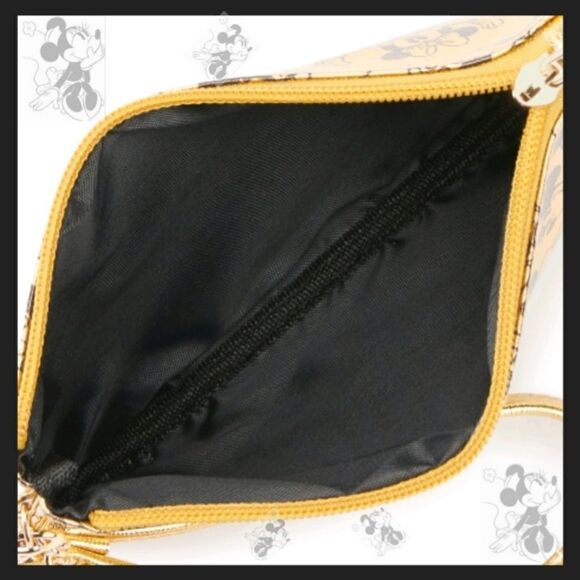 Disney Minnie Mouse Wristlet - Picture 3 of 3